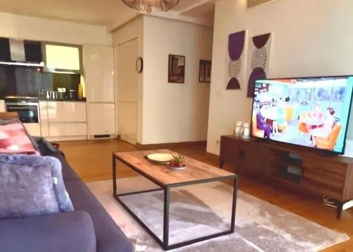 Prime Location Explore On Foot! *