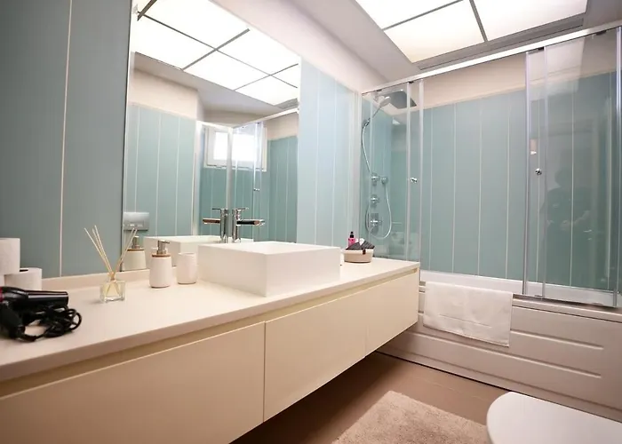 Prime Location Explore On Foot! Istanbul