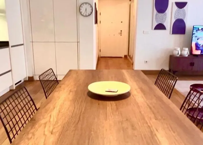 Prime Location Explore On Foot! *