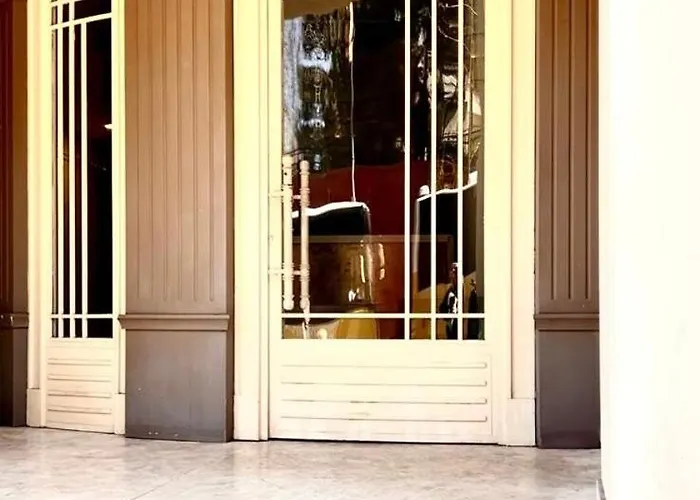 Prime Location Explore On Foot! Apartment *