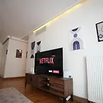 Prime Location Explore On Foot! * Κωνσταντινούπολη