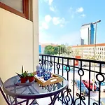 Prime Location Explore On Foot!