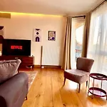 Prime Location Explore On Foot!