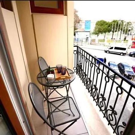Apartman Prime Location Explore On Foot! *